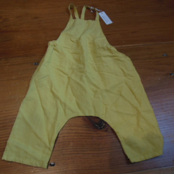 Babe & Tess Other - New! BABE & TESS 9M Lemon Linen Overalls Unisex
